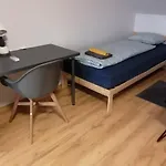 R * Budapest