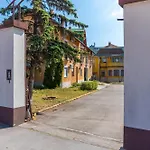 Apartamento R