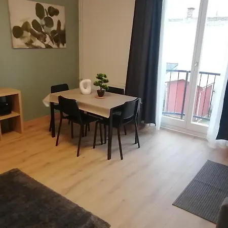 R Apartmán *